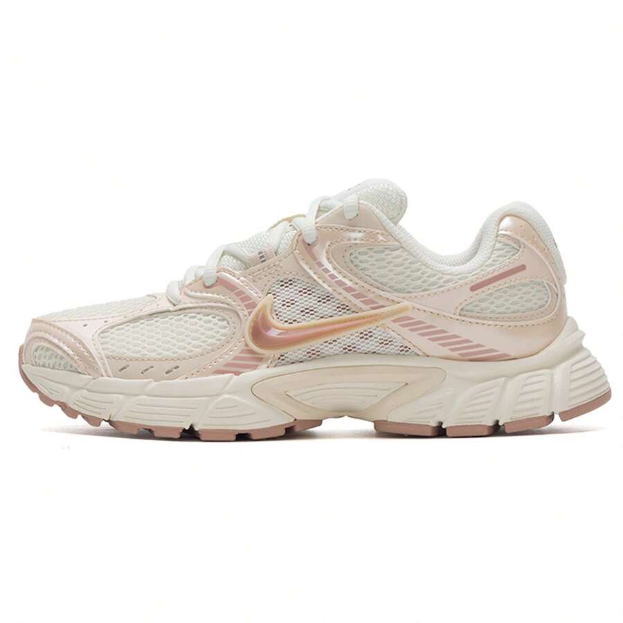 Nike 女款 V5 RNR 复古跑步休闲运动鞋,透气轻便时尚厚底运动鞋,IH5088-001 - 淺粉色 - 查看 1