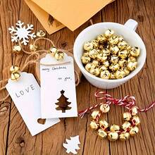 Sinos de metal coloridos feitos à mão, de 1,5 cm, ideais para decoração de Natal, confecção de joias e artesanato - Decoração clássica para casa, decoração de festas de fim de ano, decoração de Natal para o quarto, decoração de Natal de inverno, presentes de Natal para casa.