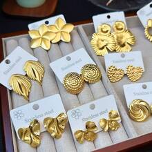 18pcs/Set Fashionable Earrings, Random Design, Unique Vintage Layered Hoops, Embedded With Shiny Mixed Elements, Made Of 304 Stainless Steel, Decorated With Shell/Starfish/Flowers, Suitable For Daily Wear And Party Accessories. [Dongguan Jewelry] Quirky Earring Set, Black Santa Claus Earrings, Floral Earrings - Gold - View 1