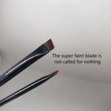 Pincel de maquillaje para cejas angulado ultra delgado, pincel de sombra de ojos inclinado portátil y preciso, herramienta de brochas de maquillaje para dar forma natural a las cejas
