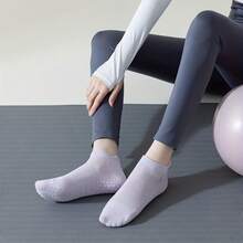 3 Pairs Women's Pilates Socks Anti-Slip Socks Yoga Socks For Women Indoor Yoga Socks For Ladies Anti-Slip Comfortable Yoga Socks