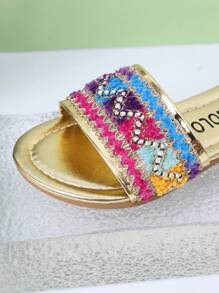 1 Paar modische Mädchen Sommer Strandpantoffeln, einzigartiges Stildesign, Lieblinge der Kinder, geeignet zum Tragen und für Fotoshootings bei verschiedenen Anlässen