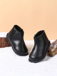 1 双儿童秋冬新款时尚百搭小女孩皮靴，中筒，防滑软底