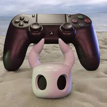 1 pieza Soporte para control de juego Hollow Knight, estante de almacenamiento de material PP duradero, organizador de escritorio de moda, con diseño hueco encantador, accesorios de juegos, teléfono móvil, mano de obra de alta calidad