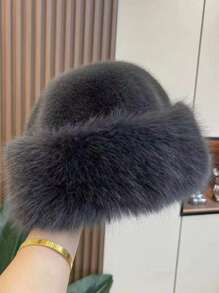 1顶女士加厚抓绒渔夫帽，时尚保暖冬帽，适合搭配羊毛大衣和冬季服装