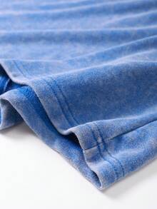 夏季男士休闲运动套装，包含宽松短袖T恤（做旧雪水效果）和松紧腰抽绳短裤，适合街头、户外、徒步、海滩等场合。 - 藍色 - 查看 3