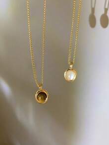 1 时尚优雅的猫眼石贝壳吊坠，独特简约的项链，适合女性百搭的日常珠宝佩戴