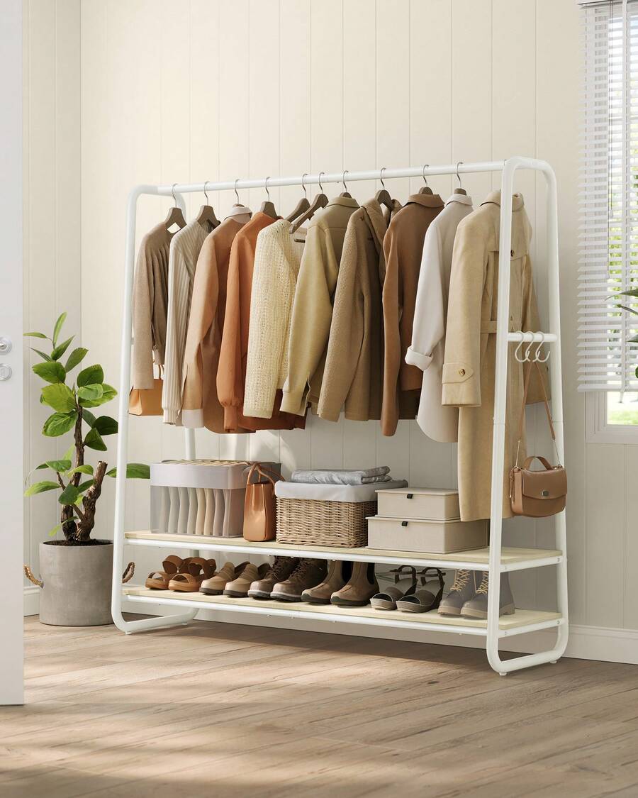 Portant à Vêtement, Porte-manteaux, Armoire, Vestiaire, avec 2 Étagères, 6 Crochets en Forme de S, Cadre en Acier, 45 x 138 x 160 cm, pour Chambre, Beige Naturel et Blanc Mat - Couleur bois + blanc - Voir 1