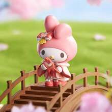 Miniso 名创优品新款韵律花朵连衣裙盲盒，精致彩绘细节，PVC材质，非常适合主题装饰和生日礼物（1件，随机发货） - 彩色 - 查看 5