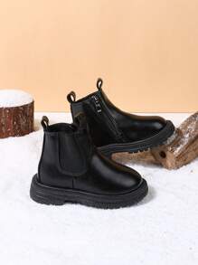 1双儿童秋冬新款软底时尚百搭户外防滑经典小皮靴