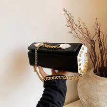 Women Shoulder Bags - 黑色 - 查看 1