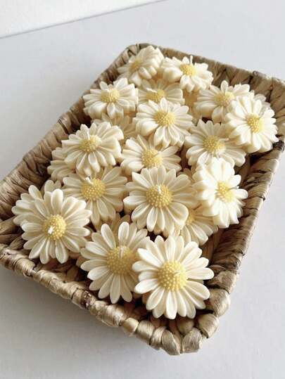 1 vela decorativa em formato de flor de camomila, 5,5 cm/2,16 pol., vela perfumada, mini decoração, decoração para casa, vela decorativa para mesa de jantar/cozinha, vela flutuante, decoração de vela de aniversário, presente de Dia dos Namorados, decoração de presente de casamento