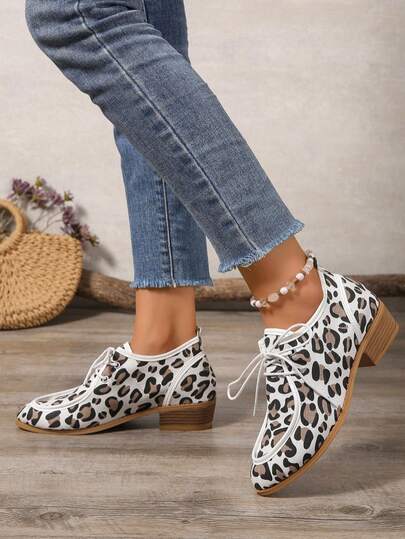 1双平底尖头系带鞋，适合青少年，欧美风格，秋季，学生拉丁舞鞋