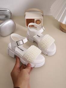 1双女童户外凉鞋，新款夏季圆头拼接设计，亮面加厚防滑耐磨鞋底，时尚儿童罗马凉鞋 - 米色 - 查看 2