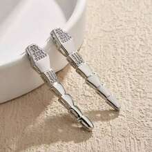 Exaggerated Minimalist Light Luxury High-End Style Cold Tone Water Drop Shape Personalized Earrings, Stylish And Atmospheric Draw Bench Stud Earrings - Gold - View 13