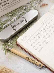 Personalisierter Kugelschreiber - mit Namen und Geschenkbox, Schulmaterialien für, personalisierte Lehrer Stifte, individualisierbare Holz-Gelschreiber, anpassbarer Schreibtext Stifte, geeignet als Geburtstagsgeschenk, Lehrertags-Geschenk, Abschlussgeschenk, Schulmaterialien, College-Essentials, Schule, Studenten, Freunde, Männer, Frauen, Zuhause, Geschäft, Büro