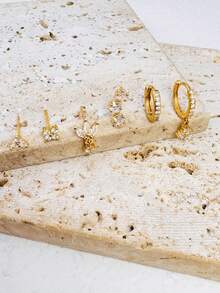 6 件经典 CZ 四瓣花吊坠环耳钉可堆叠耳环女士，小锆石 18K 镀金耳环堆叠女士女孩度假派对珠宝配饰 - 6Pcs for One Ear - 查看 2