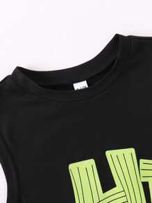 男婴休闲字母印花背心和短裤套装，春夏