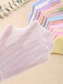 10 Pairs Of Children's Random Macaron Color Matching Mid-Tube Socks For Daily Life And Outdoor Travel. Breathable And Versatile. The Fabric Is Soft And Comfortable. It Is Very Sweat-Absorbent And Deodorizing For The Back-To-School Season.Kids Socks - Multicolor - View 4