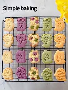 4pcs Ghost Pattern Cookie Mold Set, Parent-Child Cookie Mold, Halloween And Day Of The Dead Party Decoration, Cute Cartoon Ghost Shaped Cookie Stamp, Easy To Use Cookie Cutter - White - View 6