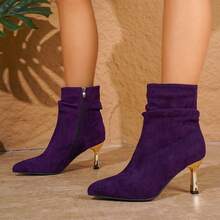 A Pair Of Ladies' Pointed Thin High-Heeled Short Boots, With Pointed Golden Heels That Exude An Elegant And Noble Temperament. The Colors Are Vibrant And Fashionable, Making It A Must-Have For Fashionistas And Suitable For Daily Gatherings, Banquets, And Parties - Màu tím - Xem 4