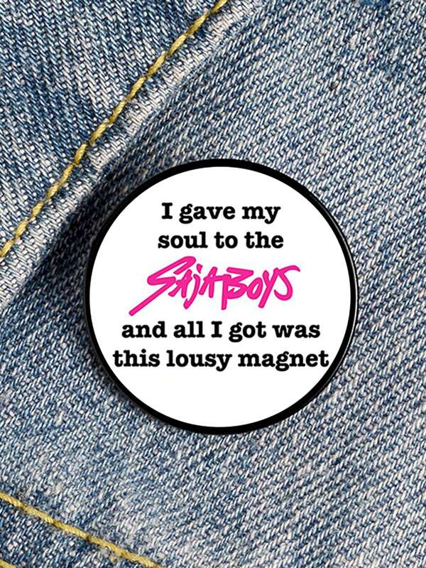 1 PIEZA Broche personalizado con diseño impreso "I Gave My Soul To The Saja Boys" - Broche lindo, ideal para camisa, solapa, bolso de profesora, mochila, insignia, regalo de dibujos animados para mujeres