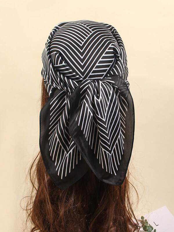 1 pièce Foulard carré imprimé en faux soie de 70 cm pour femmes au printemps, bandeau polyvalent, fin foulard pour le cou, convient pour un usage quotidien