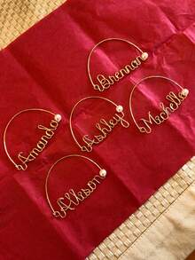 2 piezas de charms personalizados con nombre hechos a mano para copas de vino, diseño único tarjetas de lugar personalizadas para boda, charms con nombre personalizados para cata de champán, etiquetas para bebidas con letra artesanal para bodas, despedidas de soltera, regalos ideales para bodas, despedidas de soltera, cumpleaños, aniversarios - multicolor - Ver 8