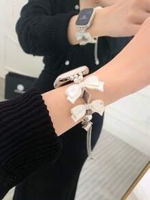 1 条 46 毫米/42 毫米时尚珍珠水晶蝴蝶结表带，兼容 Series 10，适合女性日常佩戴，适合 38/40/41/42/44/45/49 毫米 Ultra/SE/8/7/6/5/4/3/2/1 - 白色 - 查看 4