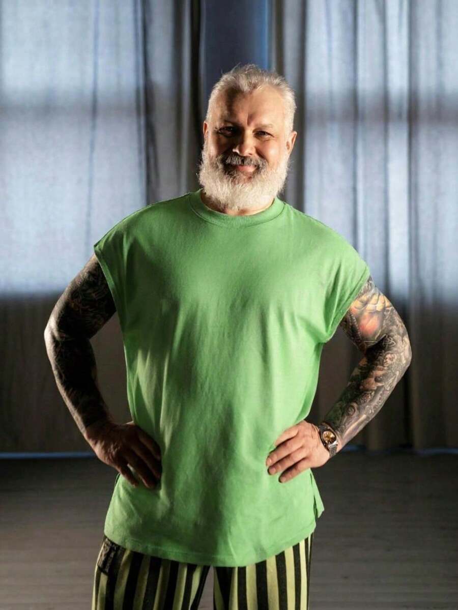 Oversized Tank Top 100% Cotton 30.1 Combed With 17 Colors Available From P To G6 - 綠旗 - 查看 1