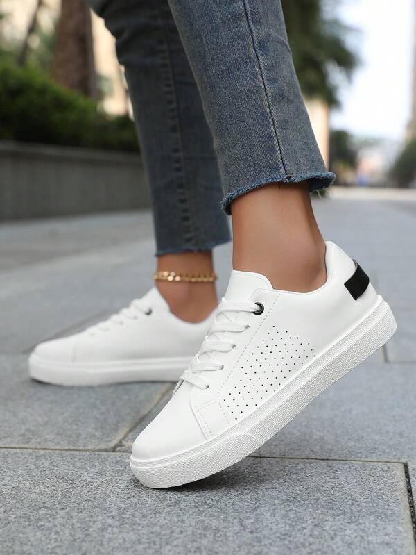 Men's Solid Color Simple White Sneakers, Fashionable Plus Size Skateboard Shoes, Low-Top Lace-Up Casual Shoes, Comfortable For Outdoor Sports Wear