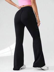1 pieza Pantalón de yoga con forma sin costuras y de cintura alta, elegante y sexy. Este esencial de verano cuenta con un diseño de pierna acampanada que se ajusta al Body, levanta el trasero y da forma a la figura, mientras también aplana el abdomen.