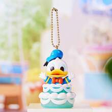 Miniso 名创优品冰闪系列盲盒挂件，可爱卡通造型，可作钥匙扣或包包装饰，增添日常乐趣，收藏家必备（1个，随机发货）