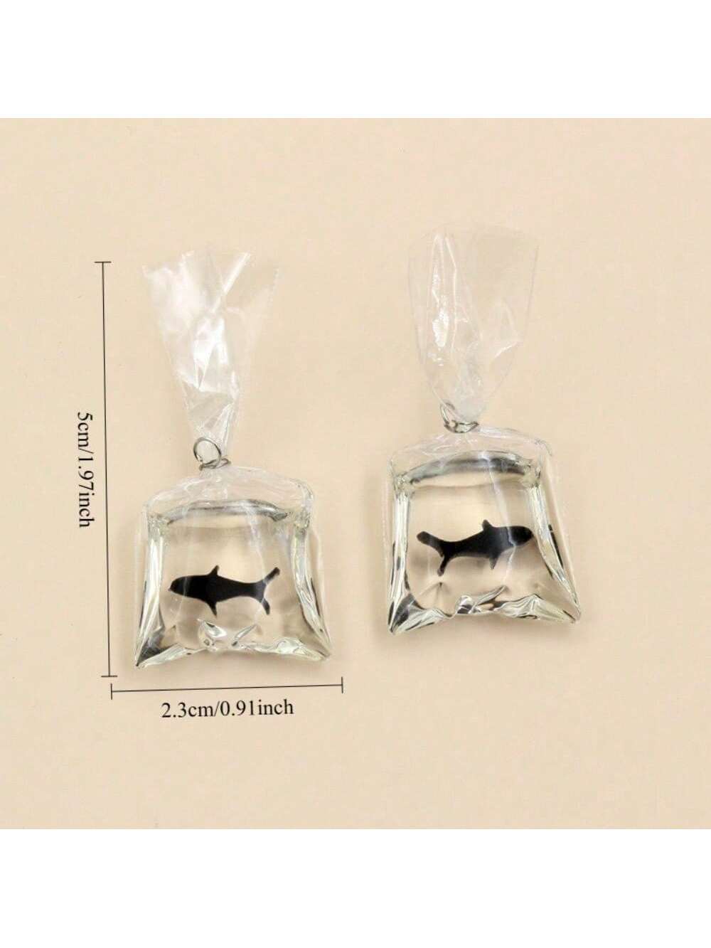 8 قطع مغناطيس ثلاجة من الراتنج بتصميم سمكة ذهبية و...