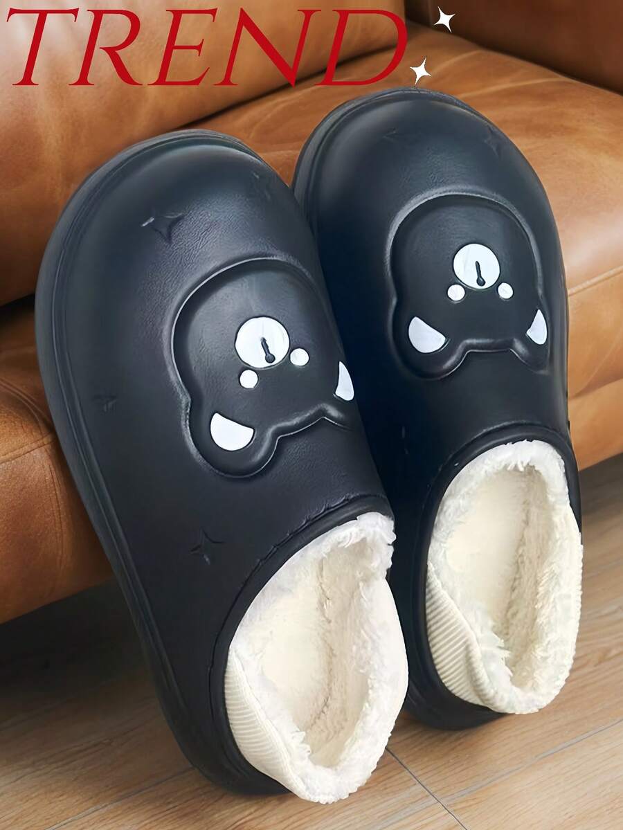 Neu für Herbst/Winter! Geschlossene Plüsch-Hausschuhe für Herren. Mit coolem und individuellem Cartoon-Bären-Design. Aus EVA-Material gefertigt, weich, bequem, verstärkt für Wärme, windundurchlässig, mit rutschfester, abriebfester, feuchtigkeitsableitender, schweißabsorbierender und antibakterieller Funktion. Unisex Lässig-Hausschuhe für Innen- und Außenbereich.