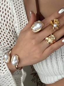 3 件复古不对称金属金色抽象戒指，巴洛克仿珍珠装饰戒指，可堆叠厚珠宝套装，适合女性日常和各种派对装饰、时尚服装搭配、节日礼物
