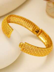 1 سوار من النحاس المطلي بالذهب عصري، مناسب للارتداء اليومي والمناسبات للنساء، هدية