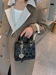 小众高端黛妃女士手提包 2024时尚新款菱格手提包，单肩斜挎包，圣诞礼物，旅行派对出行，适合逛街、钱包、购物、年轻女性、大学生、新人、白领。非常适合办公室、大学、工作、商务、通勤、户外活动、旅行和郊游 - 黑色 - 查看 3