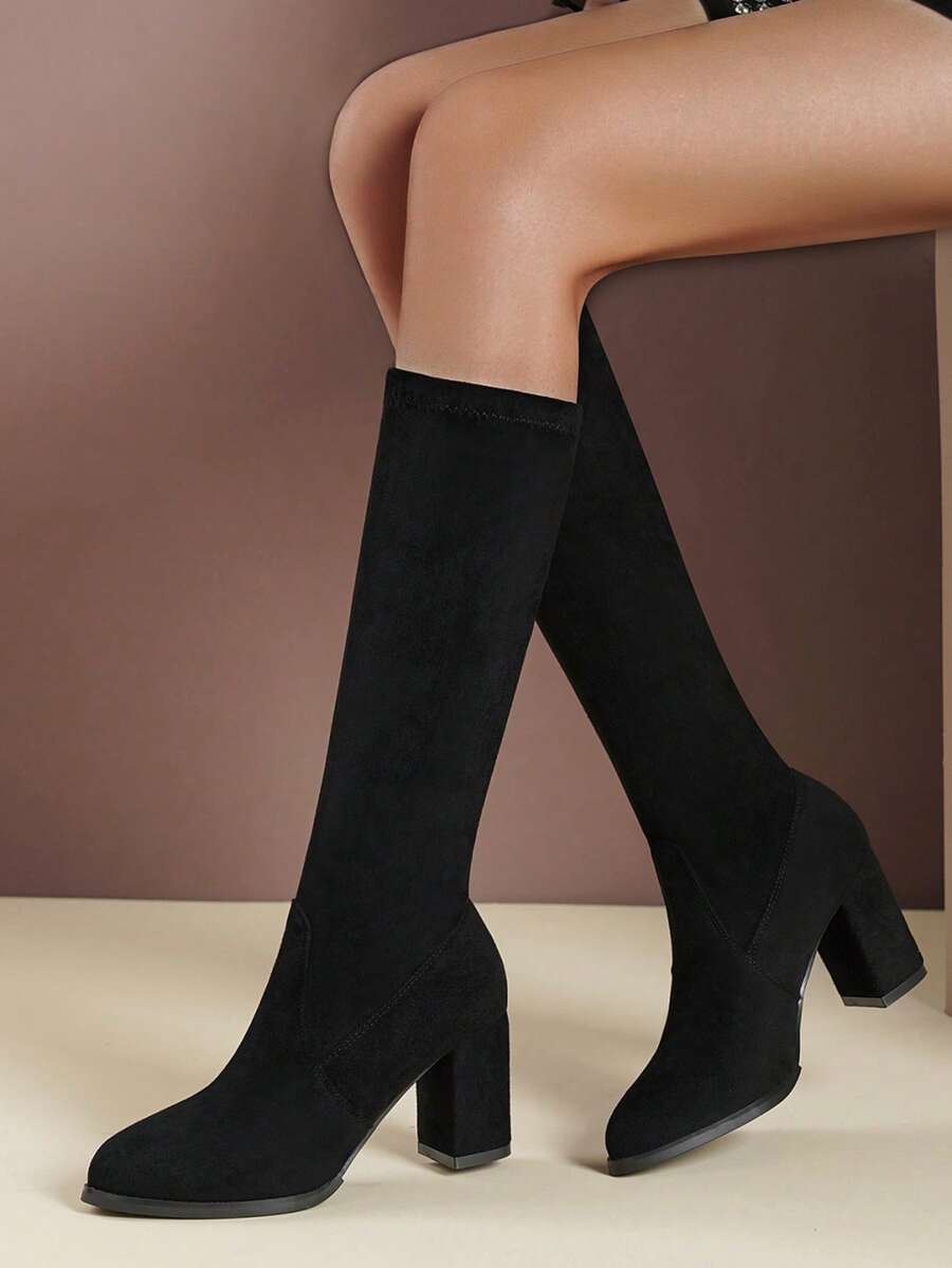 7.5厘米尖头弹力过膝靴，绒面革面料，青少年时尚靴子，秋冬款 - 黑色 - 查看 1