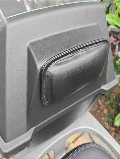 وسادة حماية خزان الوقود للدراجة النارية، وسادة ناعمة من البولي يوريثان لخزان الوقود للدراجة النارية، وسادة ناعمة لمسند الظهر لصندوق الذيل للدراجة النارية، وسادة ناعمة لمسند الذراع للسيارة، وسادة حماية للساق داخل السيارة، وسادة ناعمة لركبة الباب للسيارة، وسادة ناعمة للسيارة