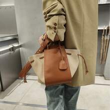 Women Shoulder Bags - 黑色 - 查看 7