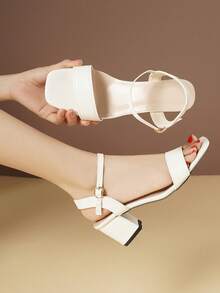 1 Pair Teens' White Strap Simple Versatile Chunky Heel Sandals, Comfortable High Heel Outdoor Wear