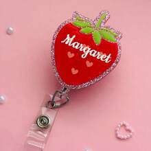 Spersonalizowane identyfikatory, spersonalizowany tekst, bębenek do identyfikatorów truskawkowy, bębenek do identyfikatorów zwijany, bębenek do identyfikatorów roboczych, bębenek do identyfikatorów pielęgniarskich, bębenek do identyfikatorów kokietka, bębenek do identyfikatorów dziewczęcy, bębenek do identyfikatorów różowy