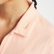 Nike Camiseta de manga corta con cuello de polo de punto para mujer AS W NSW SS RIB POLO GCELPOLO TIM3393-664