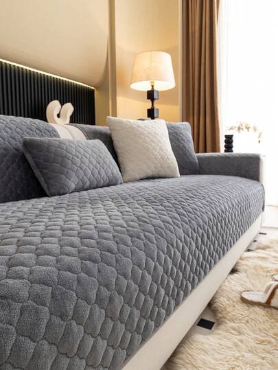 1pc Milk Velvet Plaid Sofa Cushion Cover, Suitable For All Seasons, Minimalist & Fresh Sofa Slipcover For 1-4 Seater Sofa, L-Shaped Sofa, Decorative Sofa, Sofa Protector, Anti-Slip, Anti-Dust, Anti-Cat Scratch, For Living Room, Bedroom, Study, Office, Club, Outdoor, Pet Friendly