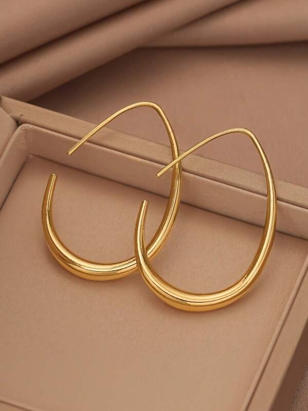 Lightweight Teardrop Hoop Earrings For Women, Bright And Shiny Gold Plated Large Oval Pull Through Hoop Earrings High Polished Statement Jewelry Gift For Women Teen Girls  Simple U-Shaped Hoop Earrings For Women