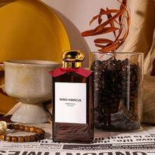 50ML琥珀玫瑰香水，浪漫的玫瑰，宛如温柔成熟的女人，温暖、迷人、柔和、细腻、稳重，象征着永恒，陪伴你日常生活和工作，一款留香持久的香水，可用于女生约会、旅行