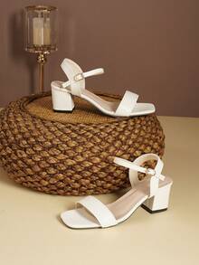 1 Pair Teens' White Strap Simple Versatile Chunky Heel Sandals, Comfortable High Heel Outdoor Wear