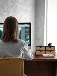 Bamboo Desk Organizer – 4 Wide Drawers, 13.5x33x21 Cm, Black MDF Body, Space-Saving, Modern - Natural e Preto - 查看 3