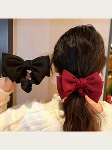 1个黑色双层蝴蝶结发圈，时尚百搭，可用于洗脸、扎马尾等，也可作发饰或发圈使用。 - 黑色 - 查看 2